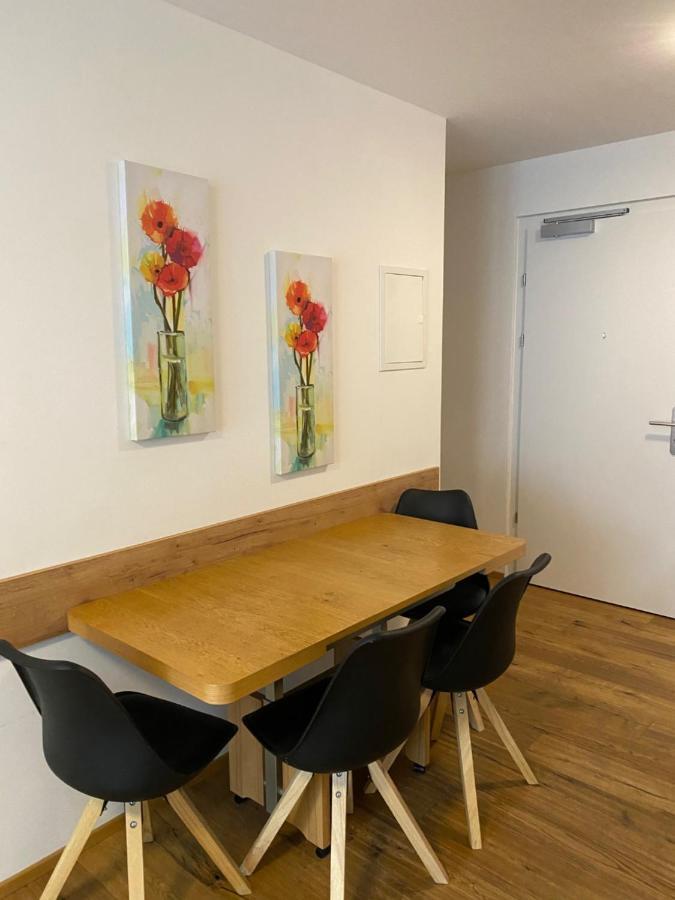 Modern Apartment With Balcony Near City Center Viena Exterior foto
